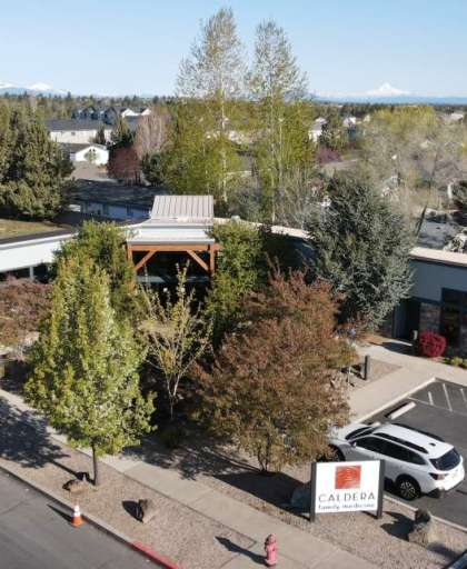 NE BEND CUSTOM DESIGNED CLINICAL MEDICAL BUILDING FOR SALE